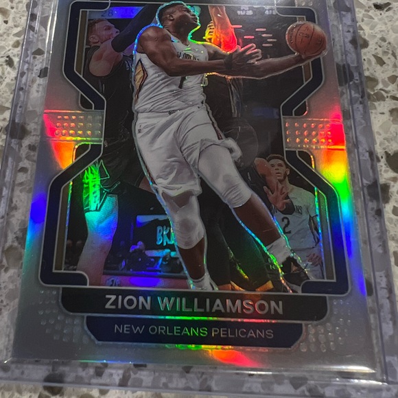 ZION WILLIAMSON SILVER PRIZM CARD PANINI NO.108 NBA PELICANS 2021-2022 - Picture 4 of 4